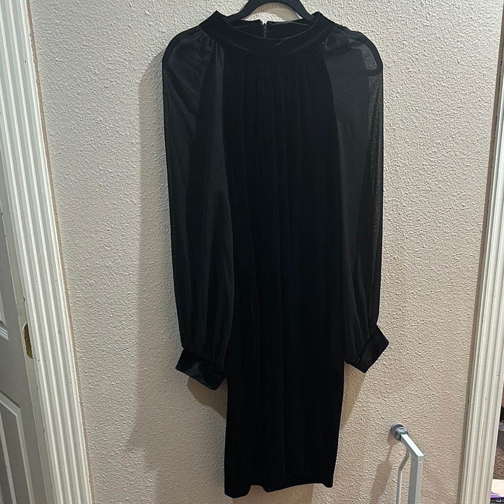 Elegant Black Long-Sleeve Dress
